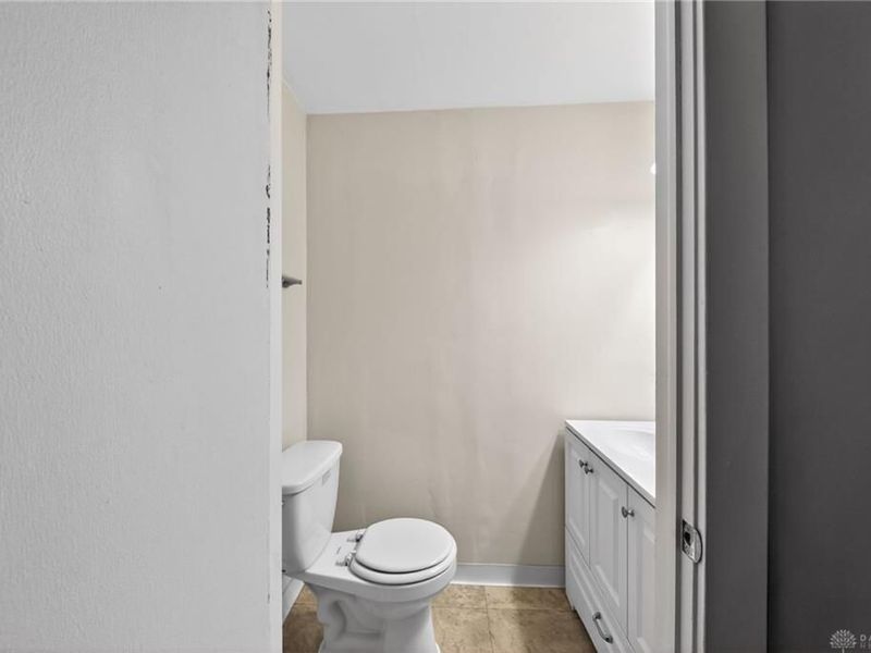 2100 S Smithville Road, Dayton, OH 45420 Photo 21