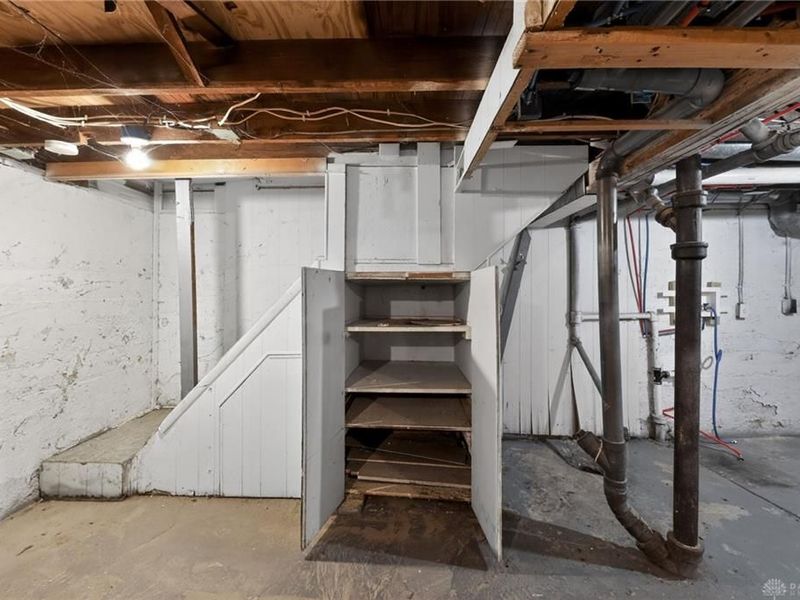 2100 S Smithville Road, Dayton, OH 45420 Photo 27