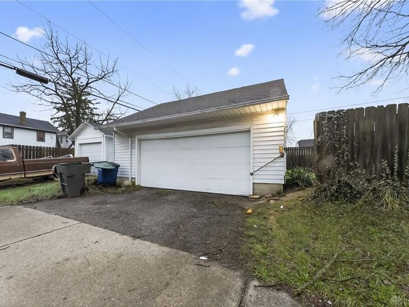 2100 S Smithville Road, Dayton, OH 45420 Photo 6