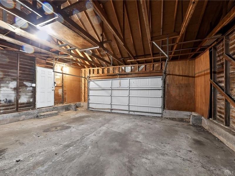 2100 S Smithville Road, Dayton, OH 45420 Photo 8