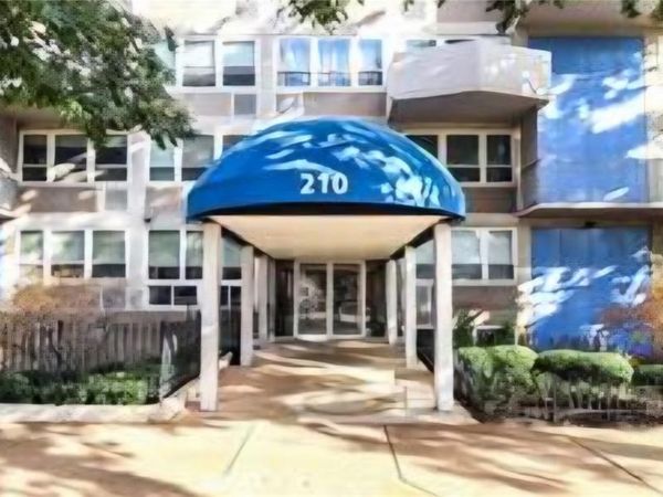 210 N 17th Street , St Louis, MO 63103