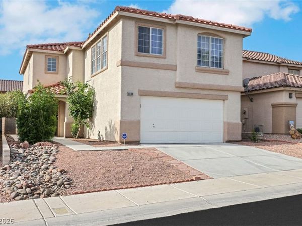 8633 Majestic Pine Avenue, Las Vegas, NV 89143