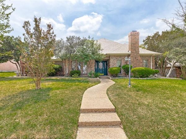 2700 Nighthawk Drive, Plano, TX 75025