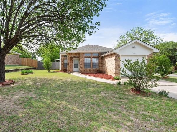 6725 Rhea Ridge Drive, Fort Worth, TX 76135