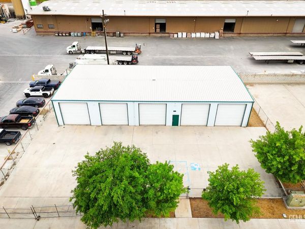 150 Hayden Court, Bakersfield, CA 93305