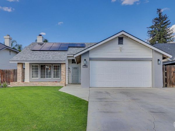6412 Quaking Aspen Street, Bakersfield, CA 93313