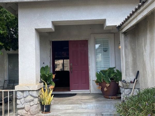 2884 W Buena Vista, Rialto, CA 92377