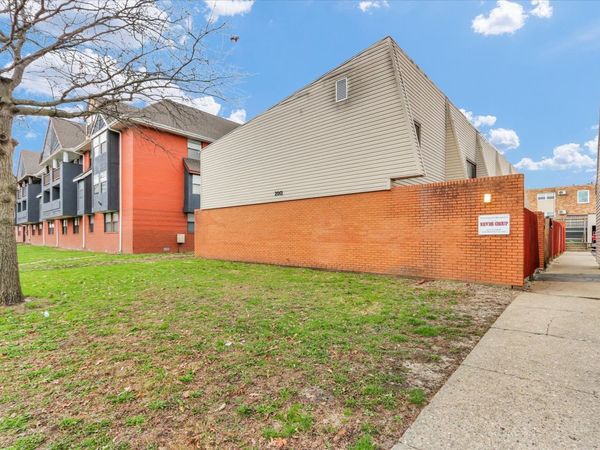 2012 VAWTER Avenue , Urbana, IL 61801