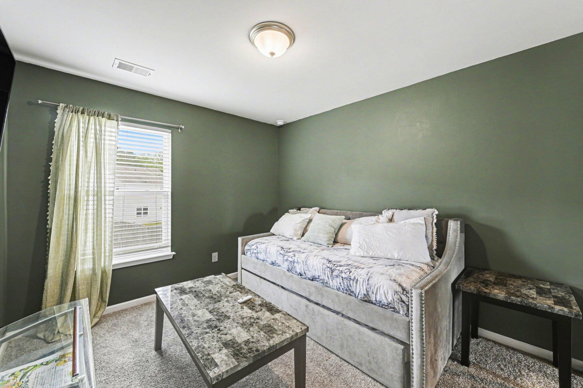 219 Rubles Lane Photo 24