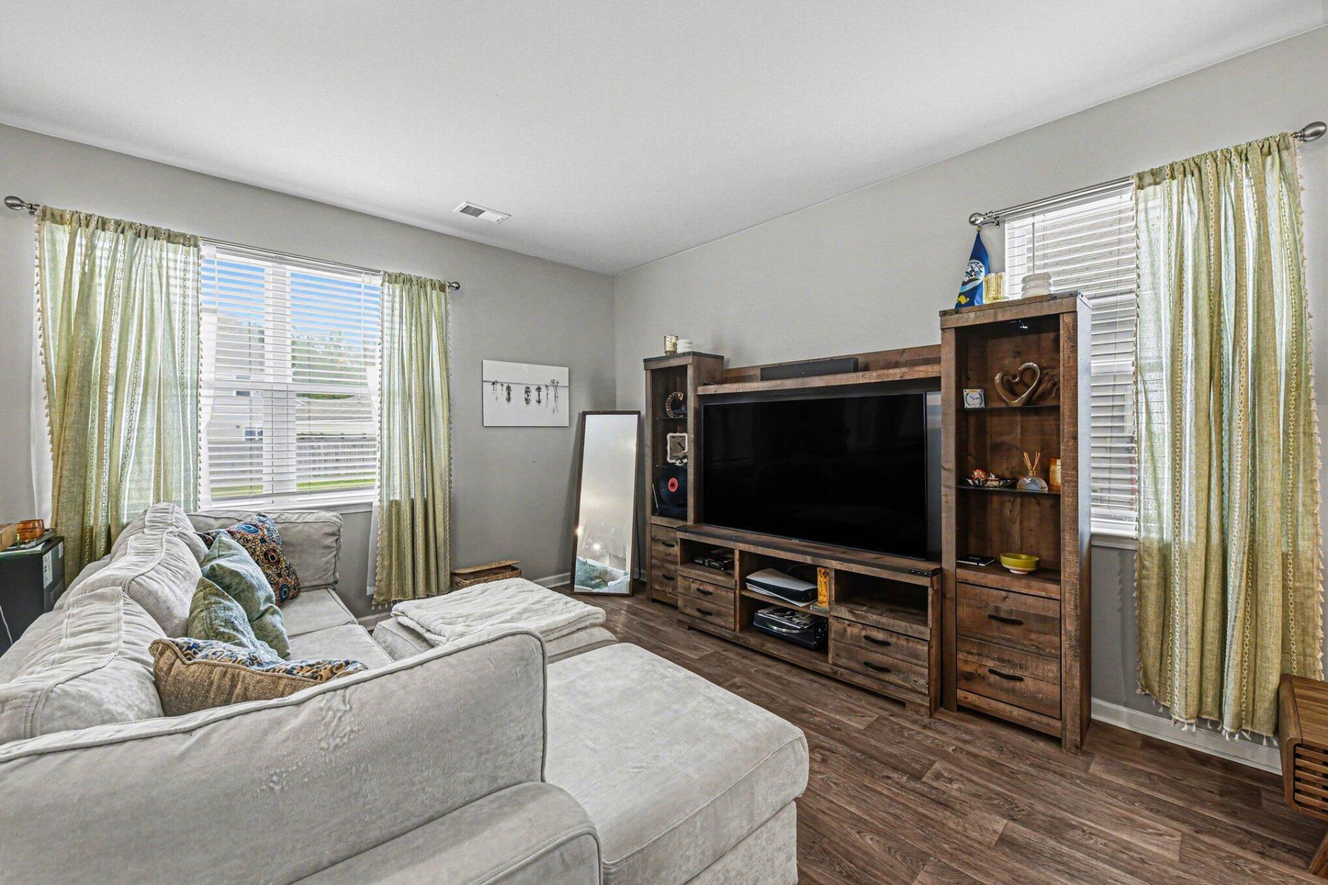 219 Rubles Lane Photo 8