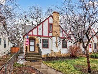 4829 Oakland Avenue, Minneapolis, MN 55417