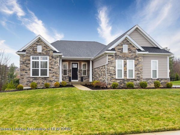 6480 Heathfield Drive, East Lansing, MI 48823