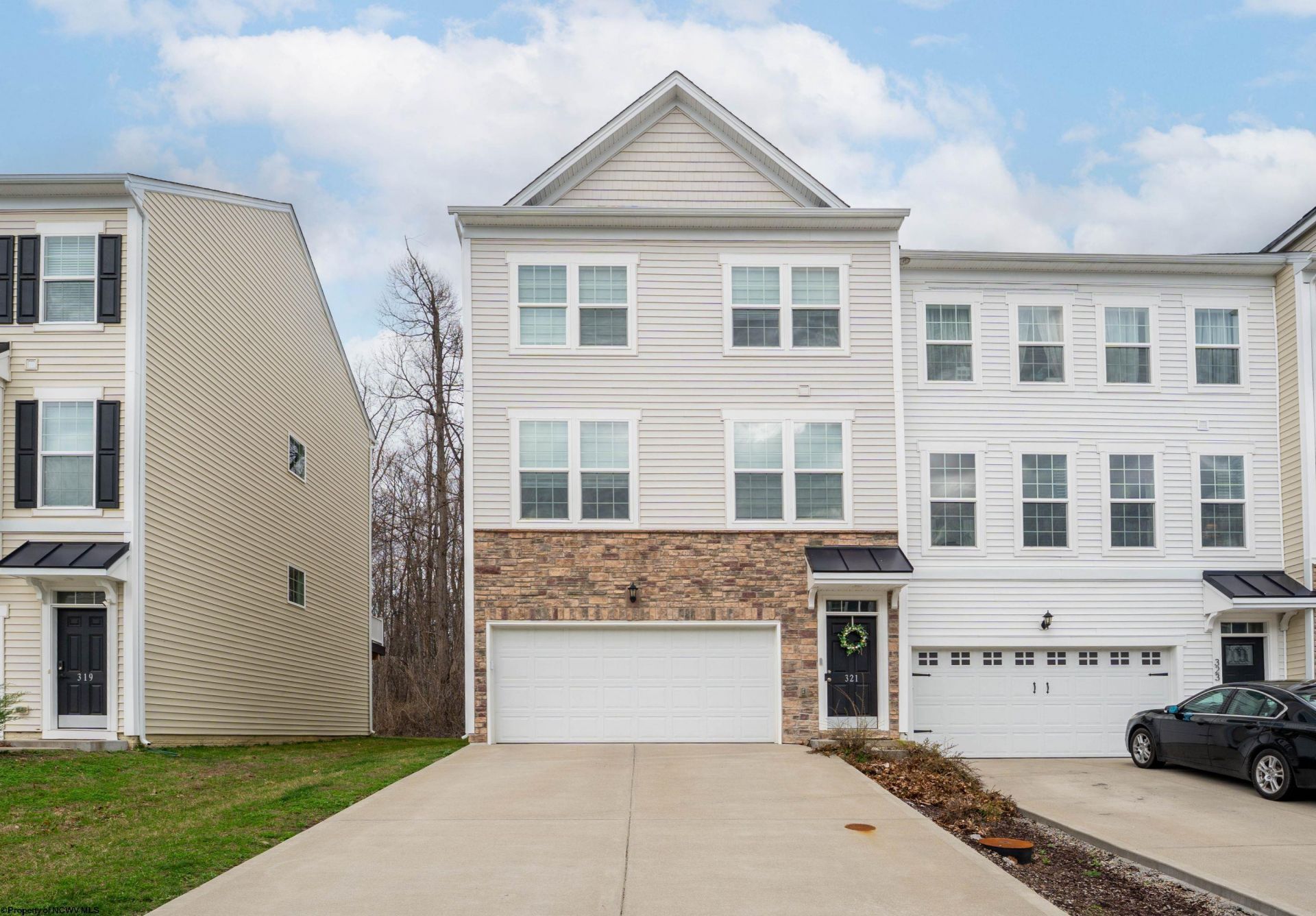 321 Bay Street, Morgantown, WV 26508 Main Photo