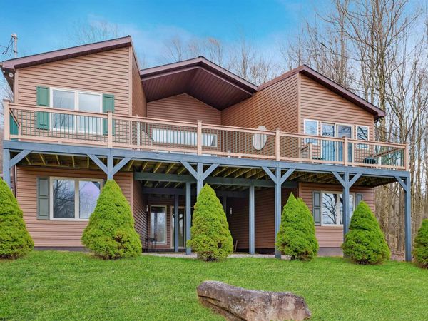 18 Catbird Lane, Terra Alta, WV 26764