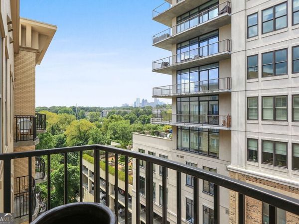 2255 Peachtree Road NE, Unit 825, Atlanta, GA 30309