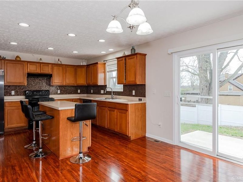 3020 Mugavin Court, Riverside, OH 45424 Photo 14