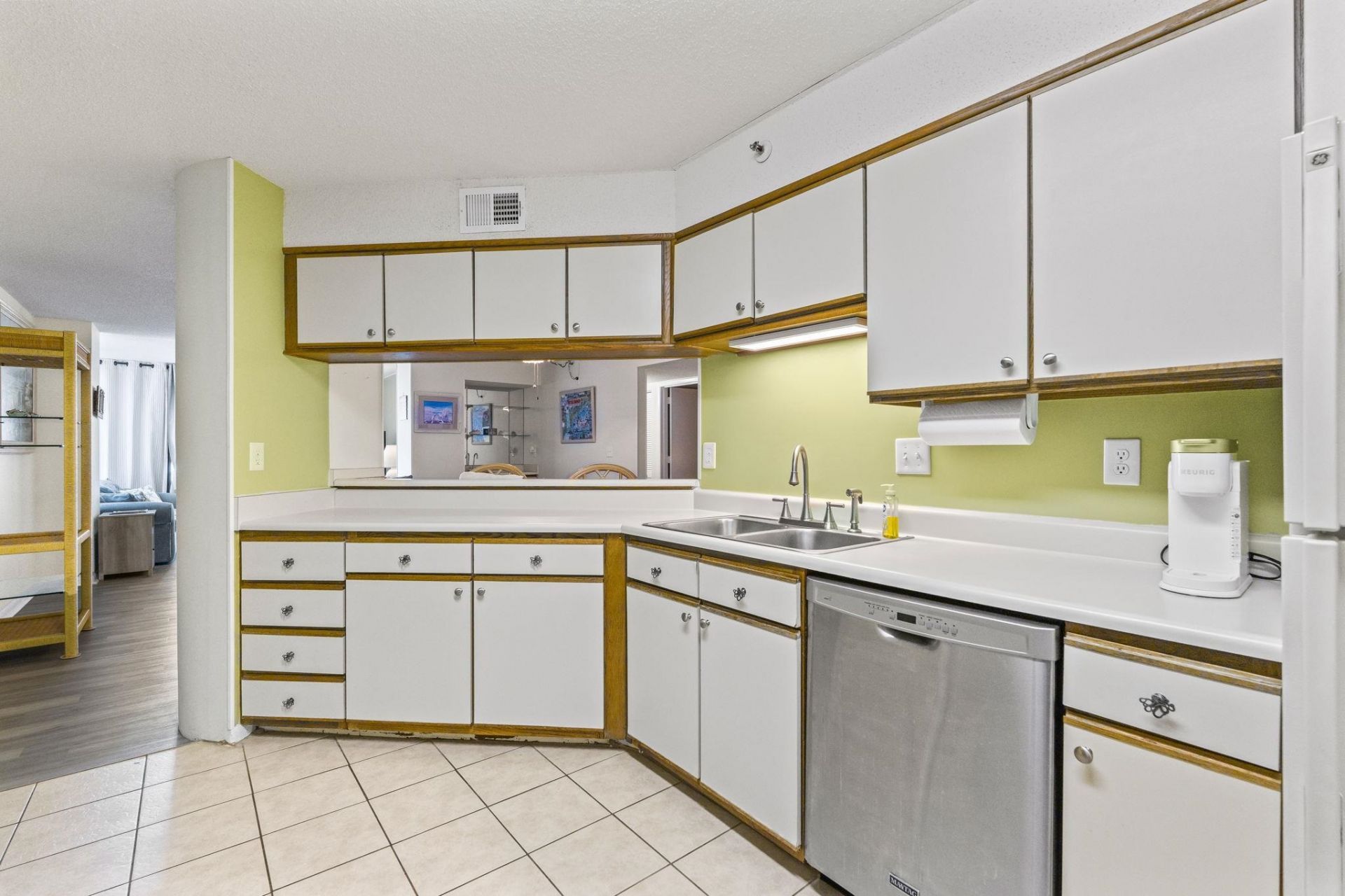 1425 S Ocean Blvd. Photo 22