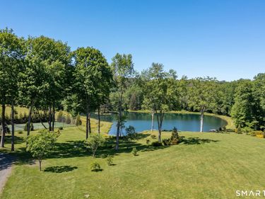 52 Calhoun, Washington, CT 06794