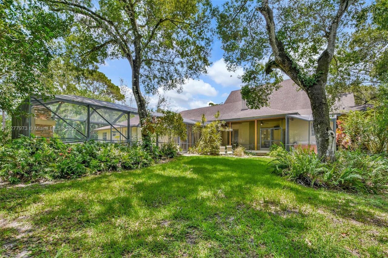 14425 64th Court N, The Acreage, FL 33470 Photo