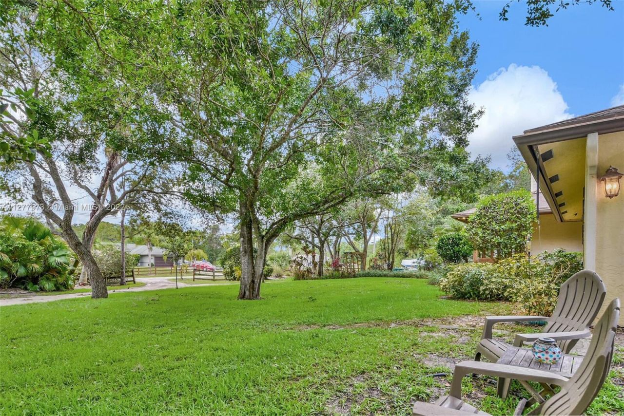 14425 64th Court N, The Acreage, FL 33470 Photo