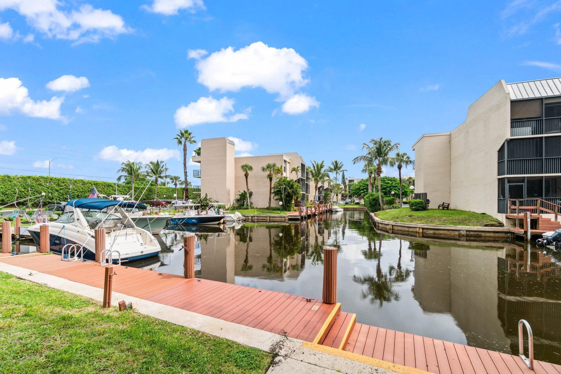 17 Royal Palm Way, Unit 103, Boca Raton, FL 33432 Photo