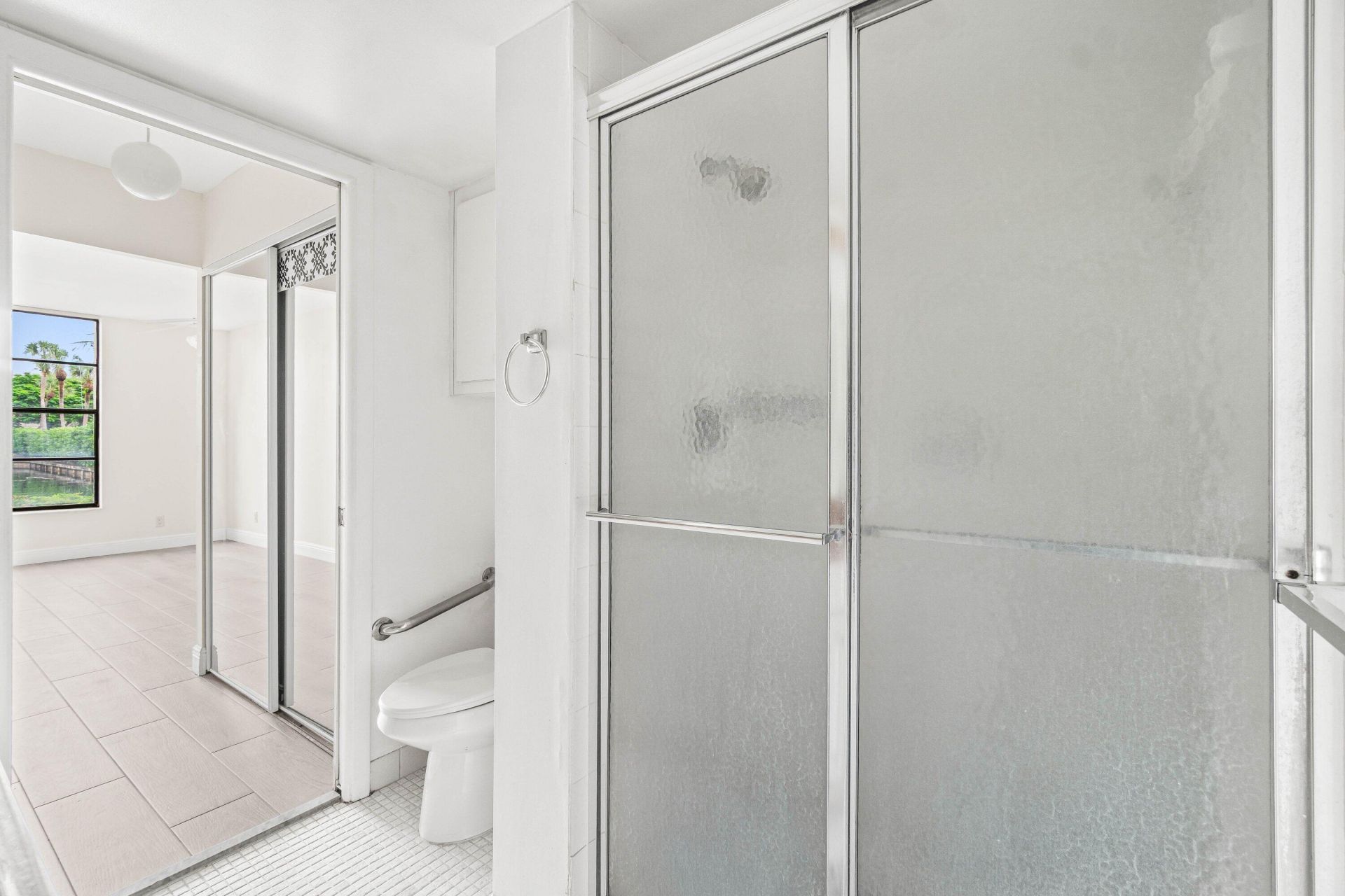 17 Royal Palm Way, Unit 103, Boca Raton, FL 33432 Photo