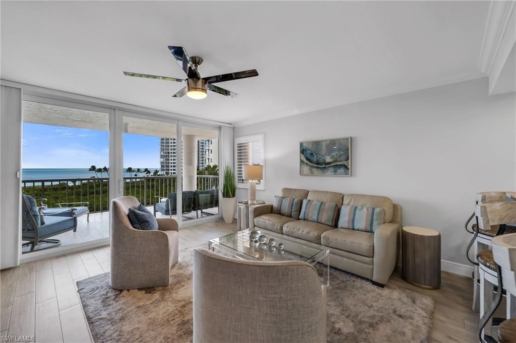 40 Seagate Dr , Unit 303A, Naples, FL 34103 Photo