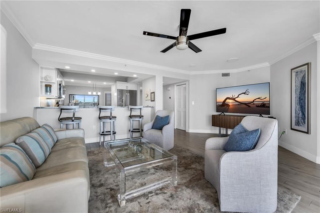 40 Seagate Dr , Unit 303A, Naples, FL 34103 Photo