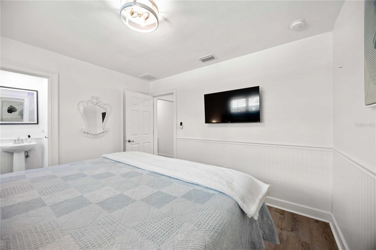 1865 Orchid Street, Sarasota, FL 34239 Photo