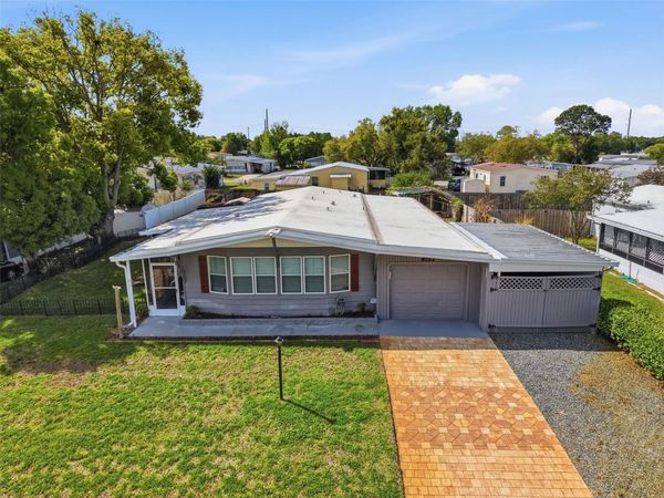 142 FLORENCE BOULEVARD , DEBARY, FL 32713