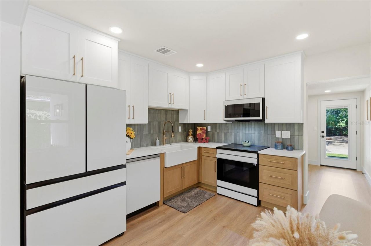 8051 26th Avenue N, Saint Petersburg, FL 33710 Photo