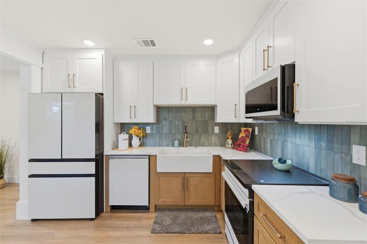 8051 26th Avenue N, Saint Petersburg, FL 33710 Photo