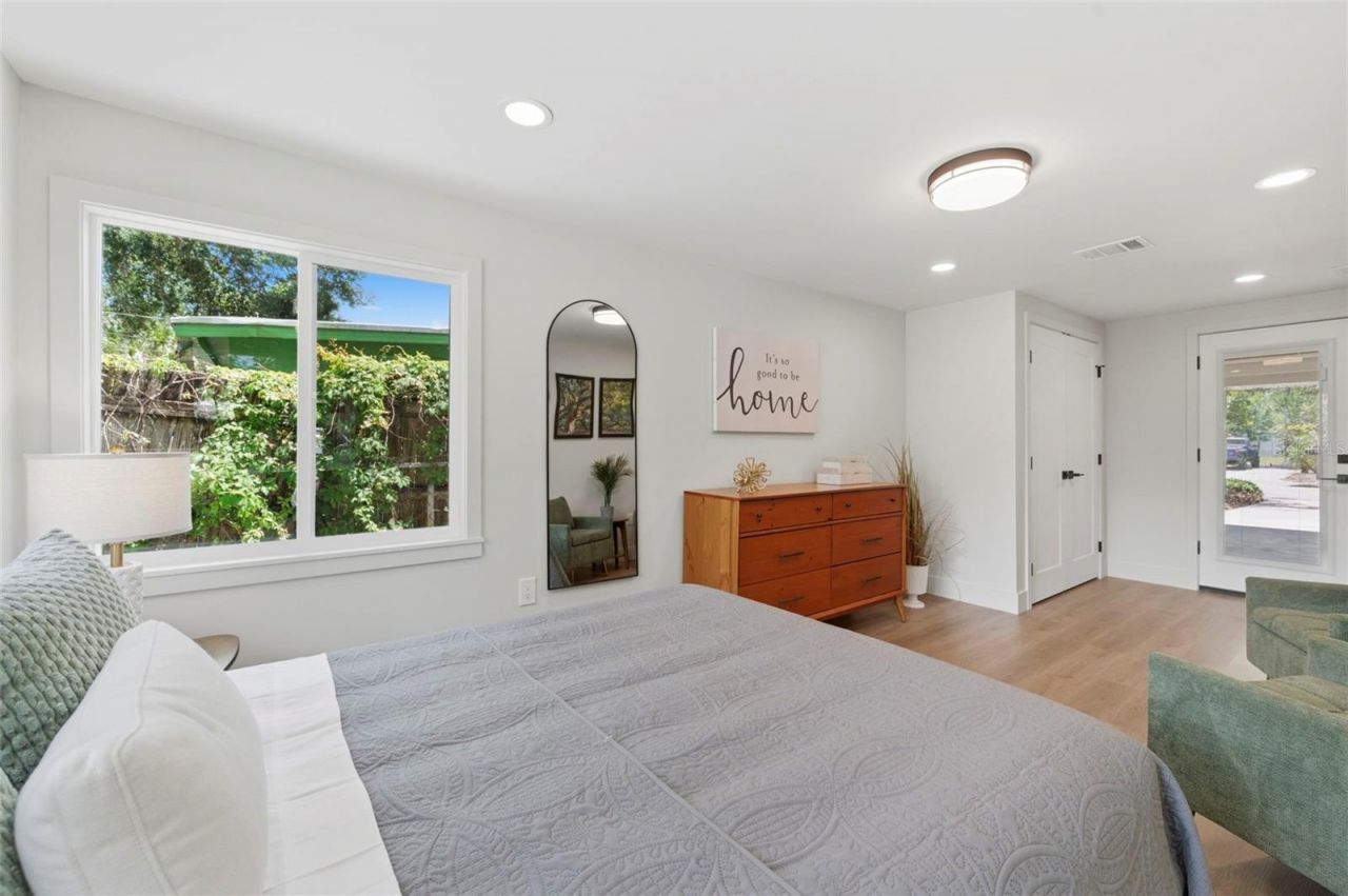 8051 26th Avenue N, Saint Petersburg, FL 33710 Photo