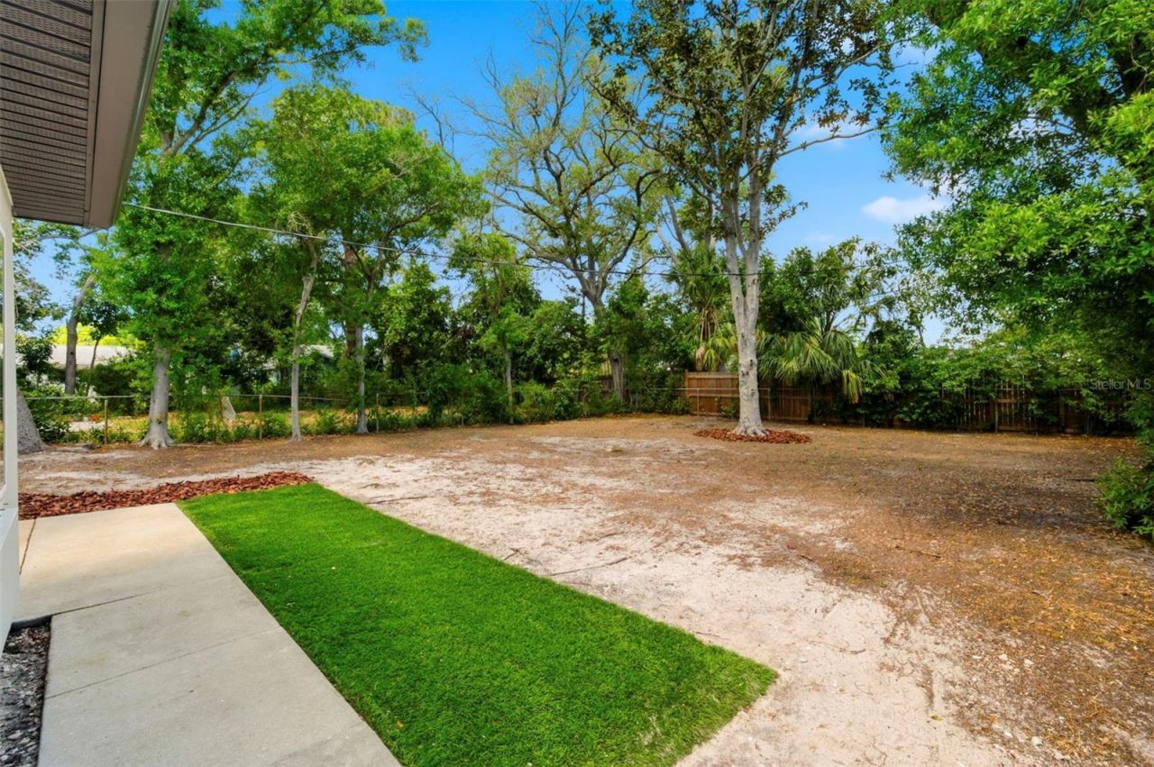 8051 26th Avenue N, Saint Petersburg, FL 33710 Photo