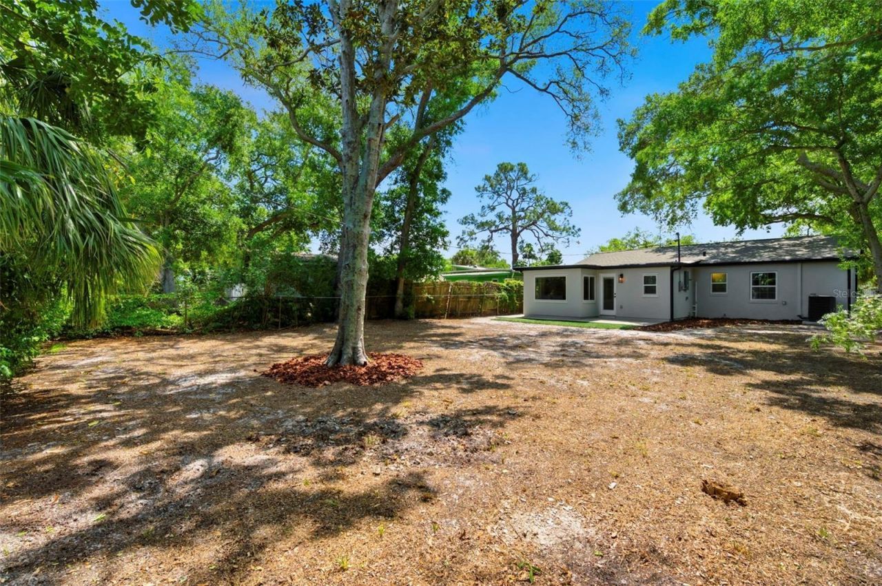 8051 26th Avenue N, Saint Petersburg, FL 33710 Photo