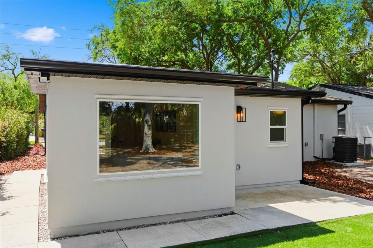 8051 26th Avenue N, Saint Petersburg, FL 33710 Photo