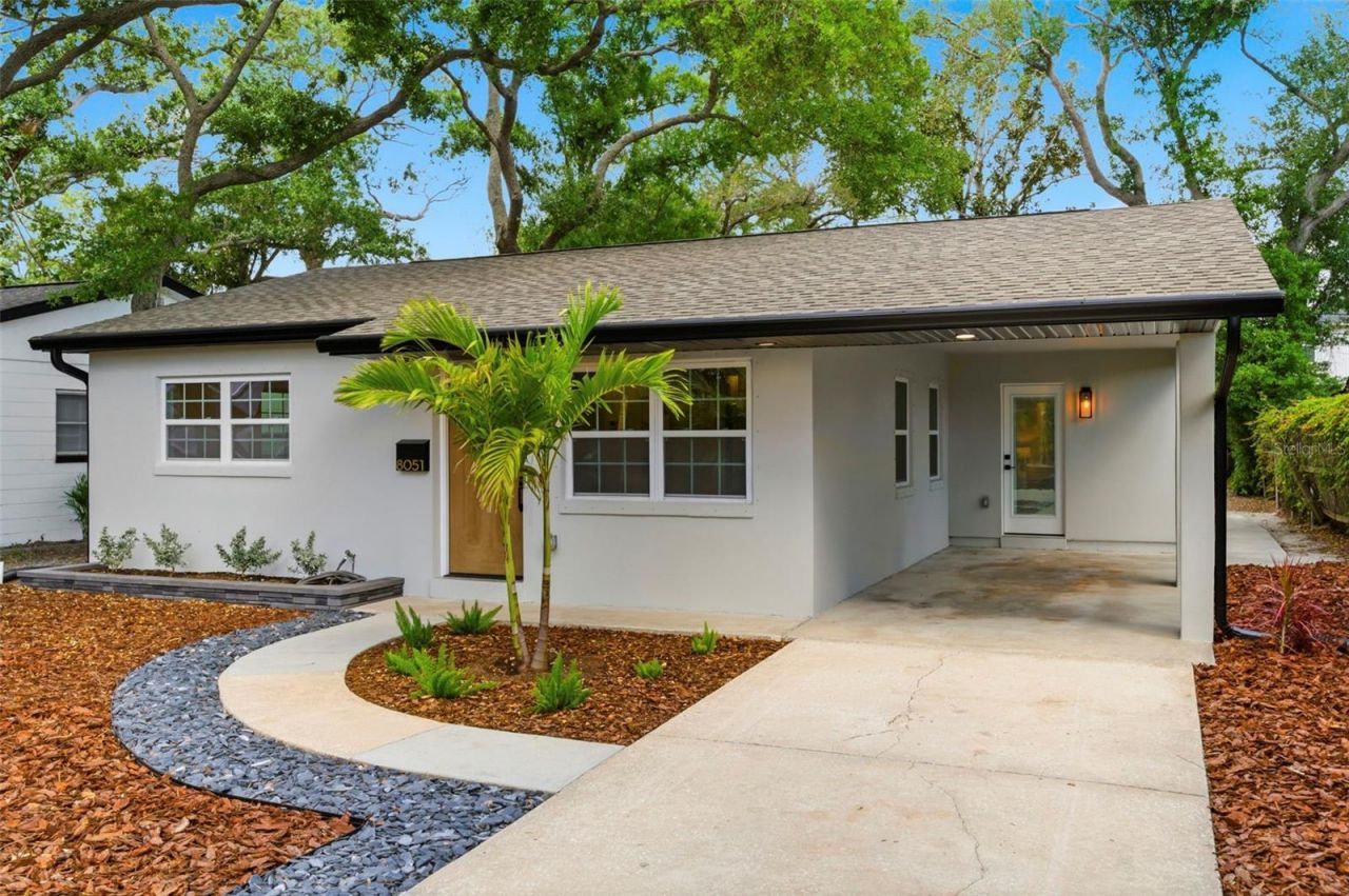 8051 26th Avenue N, Saint Petersburg, FL 33710 Photo