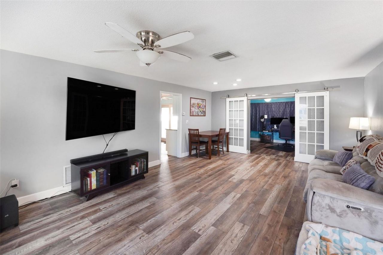2561 Blackwood Circle, Clearwater, FL 33763 Photo