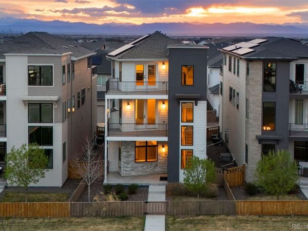 21416 E 61st Drive, Aurora, CO 80019