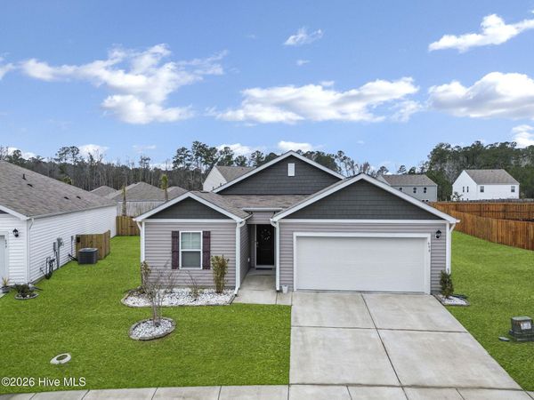 699 Buckeye Road NE, Leland, NC 28451