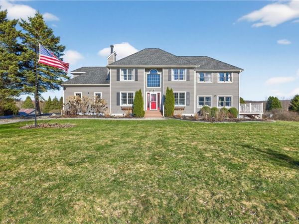 5458 Lake Road, Tully, NY 13159