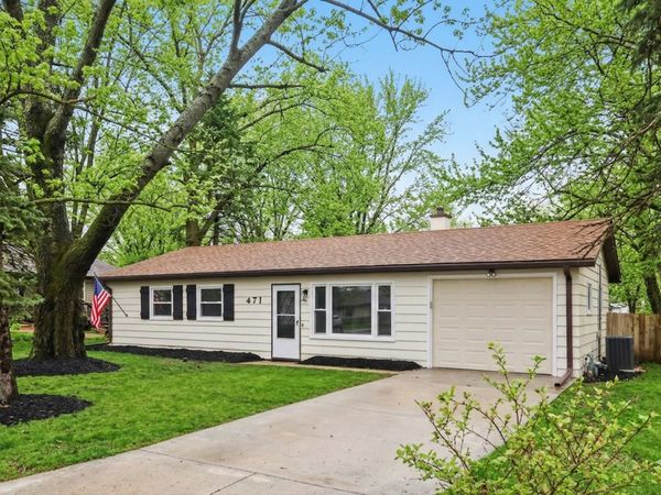 471 Woodlyn Drive , Aurora, IL 60505