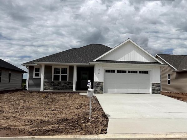 936 ENCLAVE COURT, De Pere, WI 54115