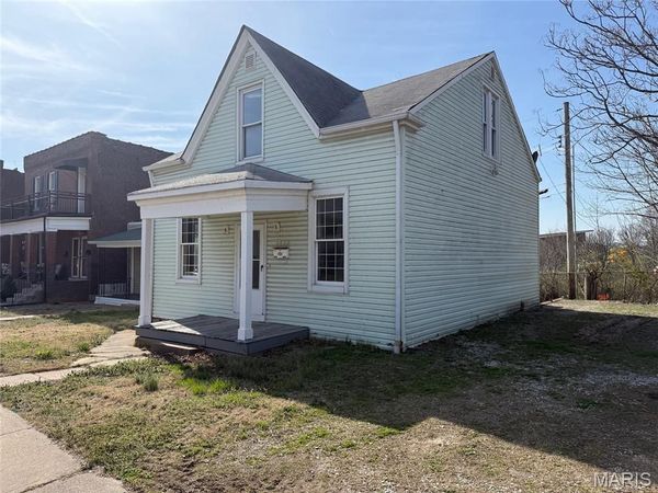 6429 Idaho Avenue , St Louis, MO 63111