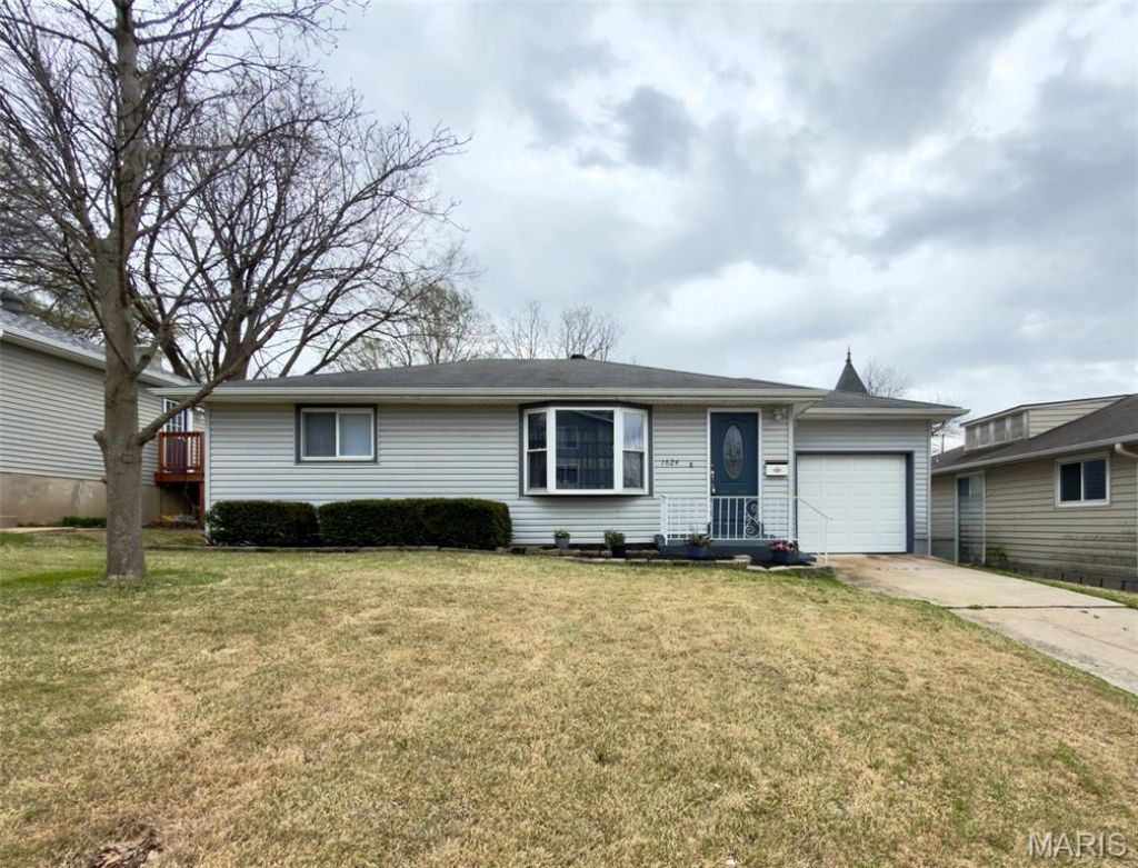 1624 Forest Avenue , Saint Louis, MO 63139 Main Photo