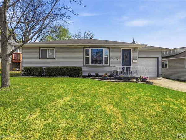 1624 Forest Avenue, St Louis, MO 63139