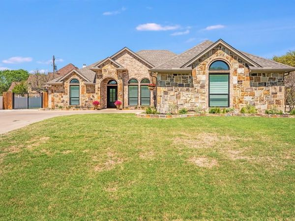 5308 Mission Circle, Granbury, TX 76049