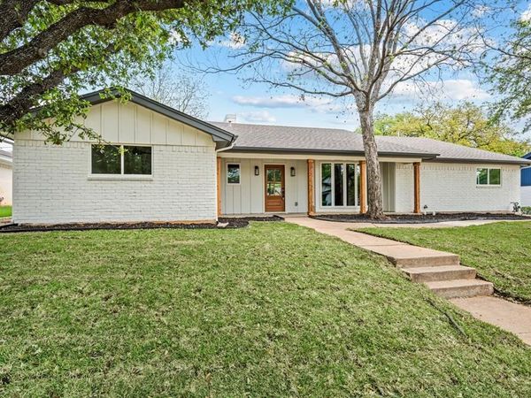 1724 Westridge Drive, Hurst, TX 76054