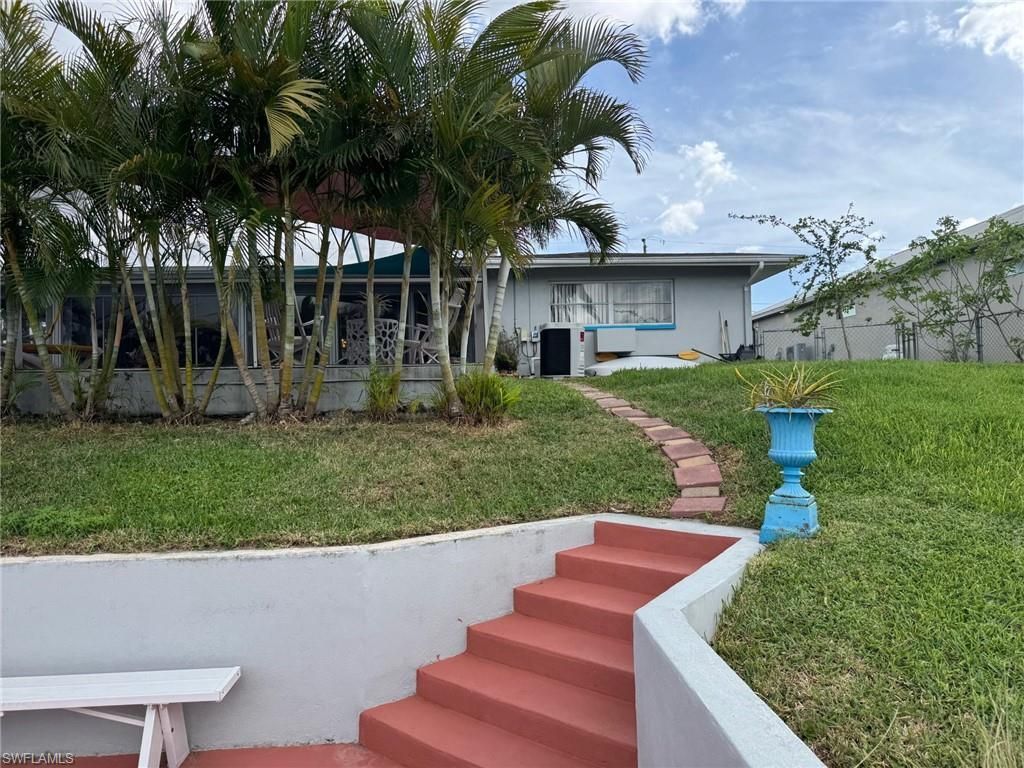 1437 SE 21st Ln, Cape Coral, FL 33990 Photo