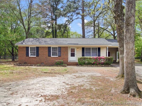 6343 Paddington Court, Fayetteville, NC 28304